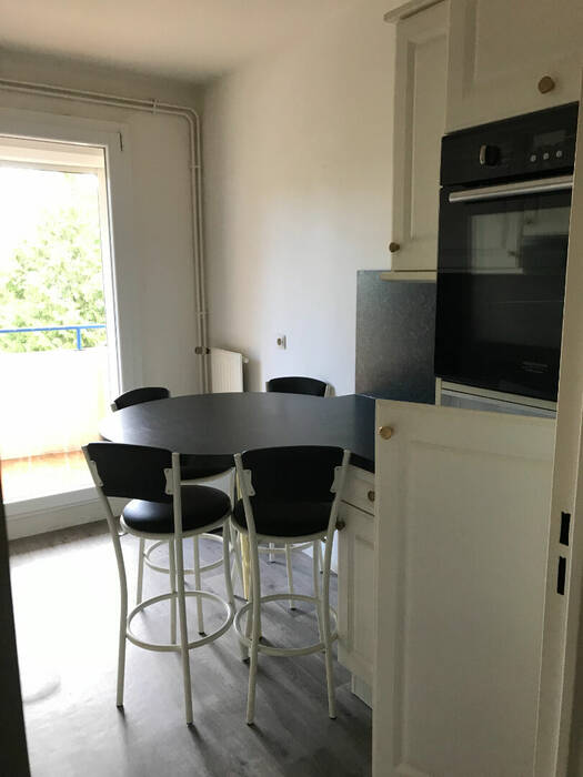 57960963c - Attribut alt par défaut.