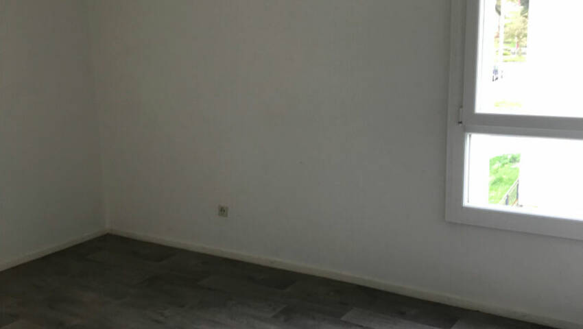 57960963d - Attribut alt par défaut.