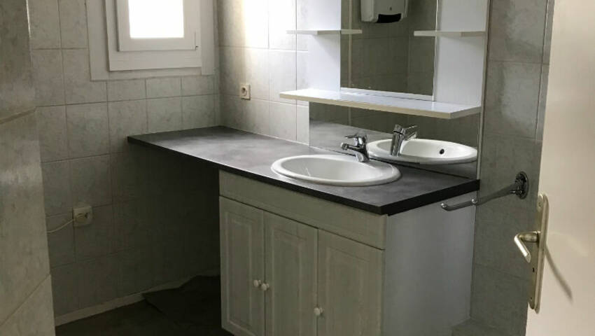 57960963e - Attribut alt par défaut.