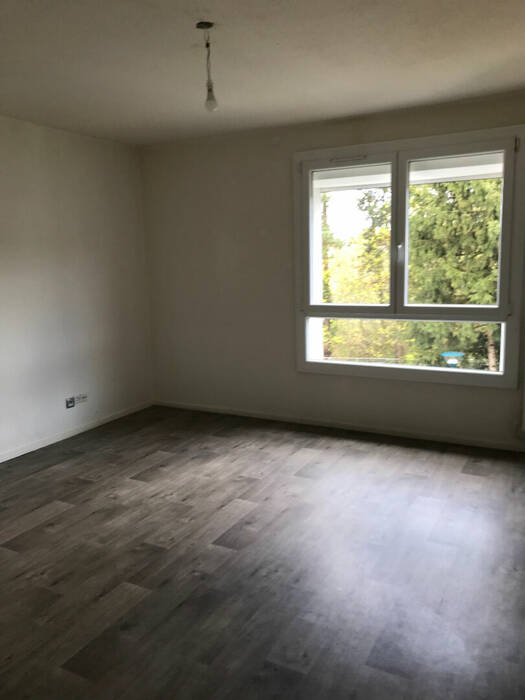 57960963f - Attribut alt par défaut.