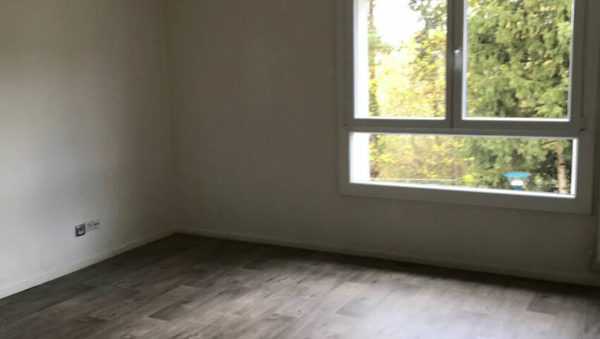 57960963f - Attribut alt par défaut.