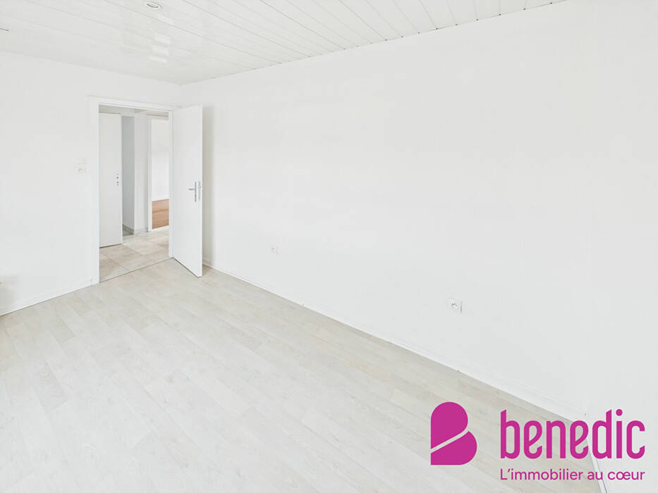 57880377d - Attribut alt par défaut.