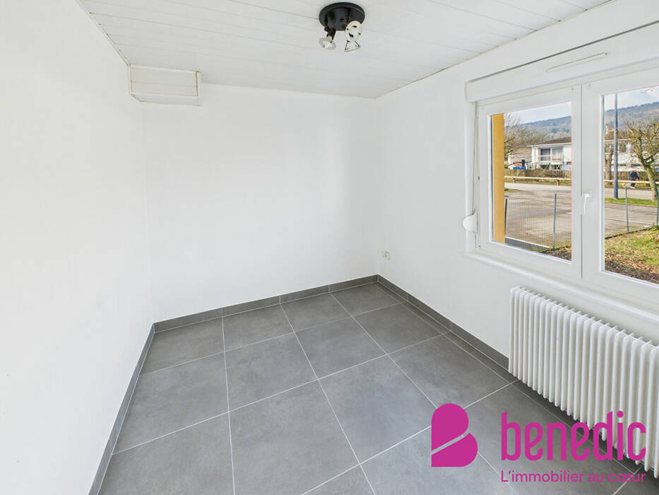 57880377g - Attribut alt par défaut.