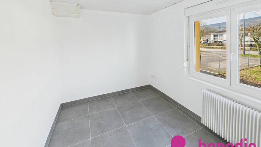 57880377g - Attribut alt par défaut.