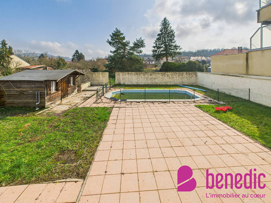 57880377m - Attribut alt par défaut.