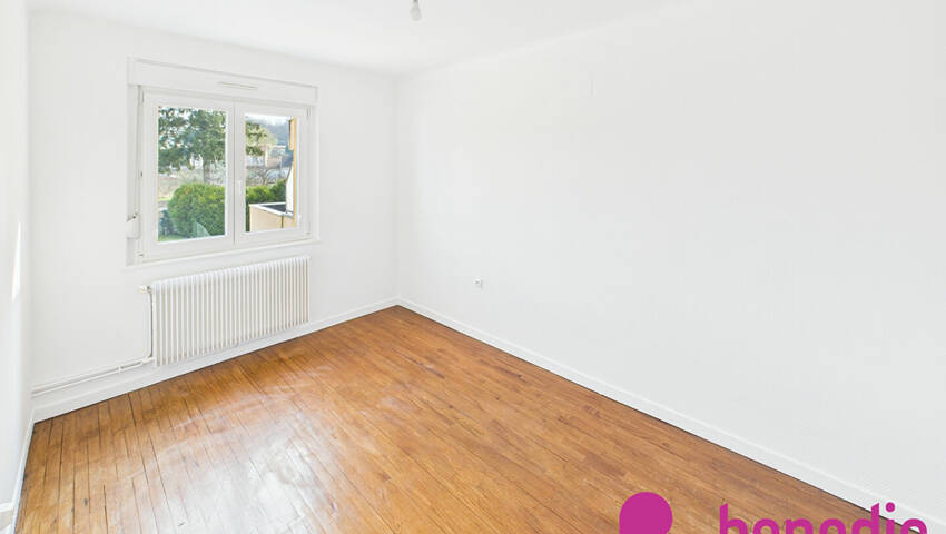 57880377n - Attribut alt par défaut.