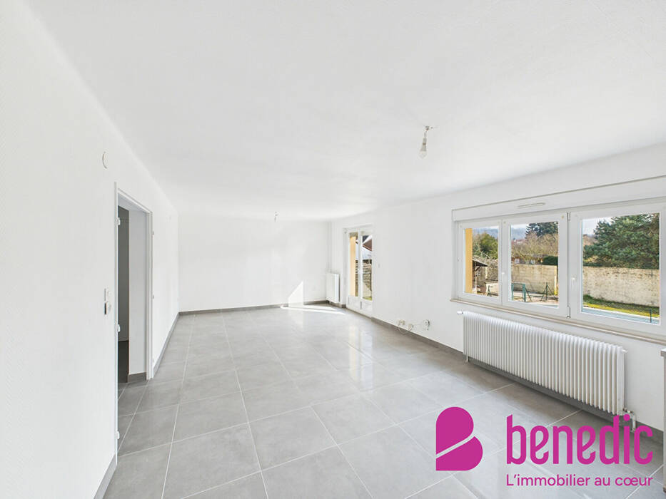 57880377p - Attribut alt par défaut.