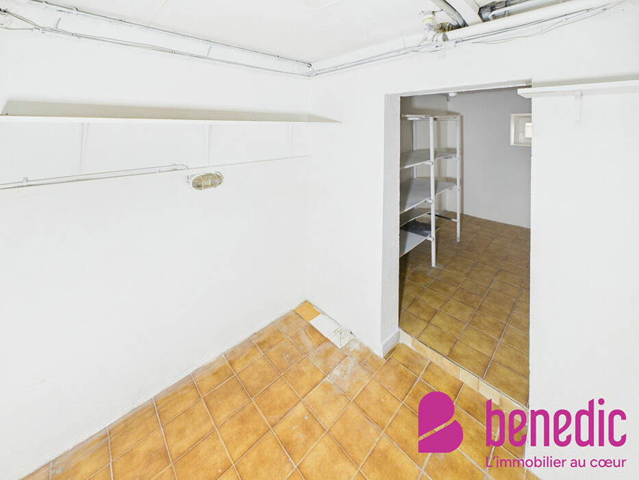 57880377r - Attribut alt par défaut.