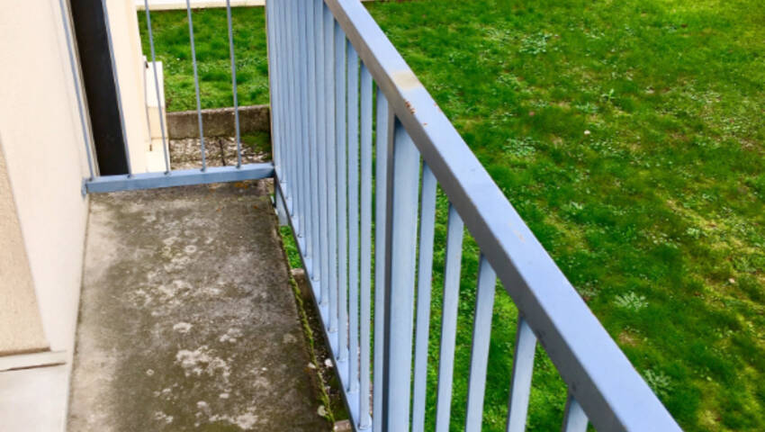 34671965a - Attribut alt par défaut.