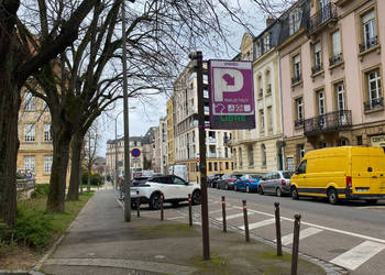 58051235c - Attribut alt par défaut.