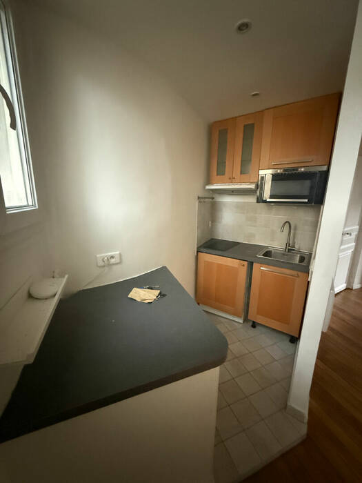 58056399c - Attribut alt par défaut.