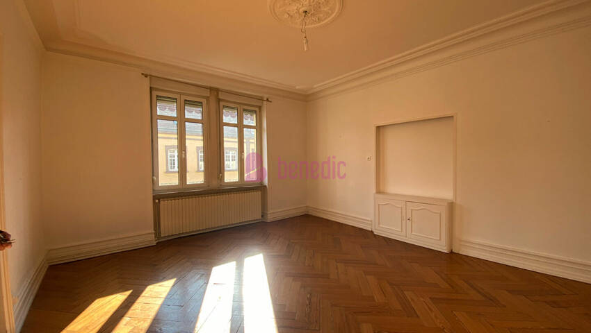 58067816e - Attribut alt par défaut.