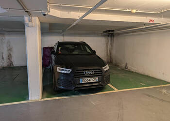 58208830b - Attribut alt par défaut.