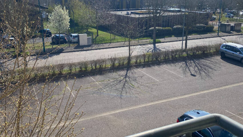 58222330h - Attribut alt par défaut.