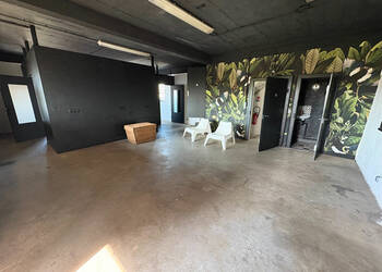 58240718a - Attribut alt par défaut.