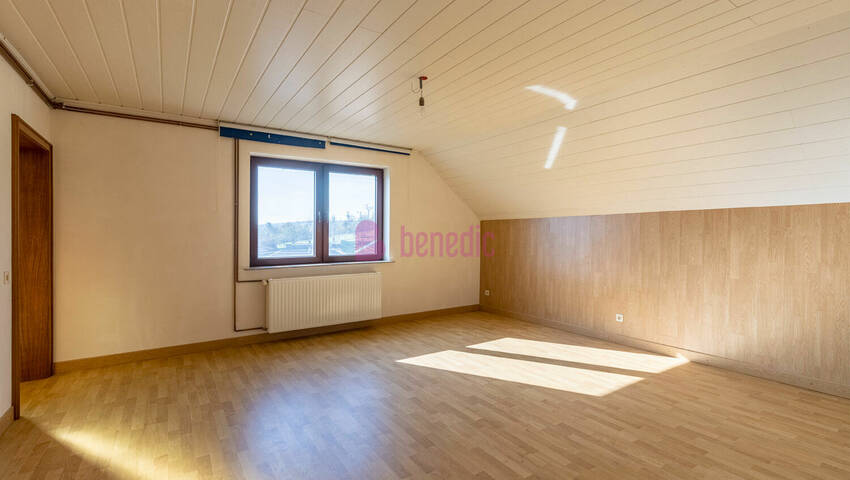 58246778j - Attribut alt par défaut.