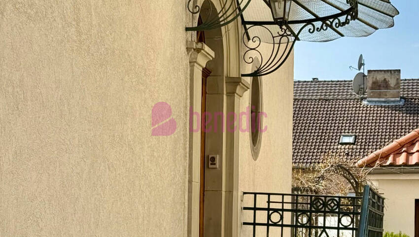 58165268t - Attribut alt par défaut.