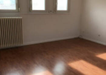 58263370c - Attribut alt par défaut.