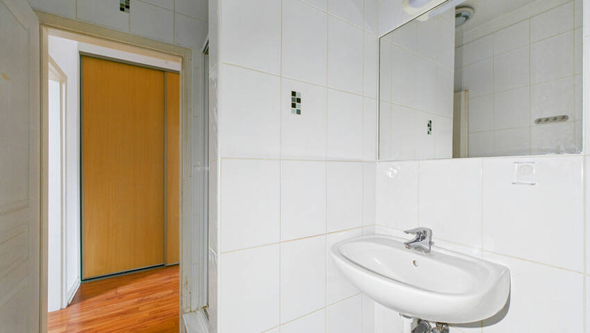 58263370c - Attribut alt par défaut.