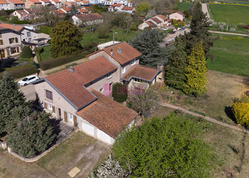 58101856c - Attribut alt par défaut.