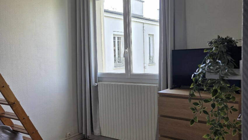 58295773c - Attribut alt par défaut.