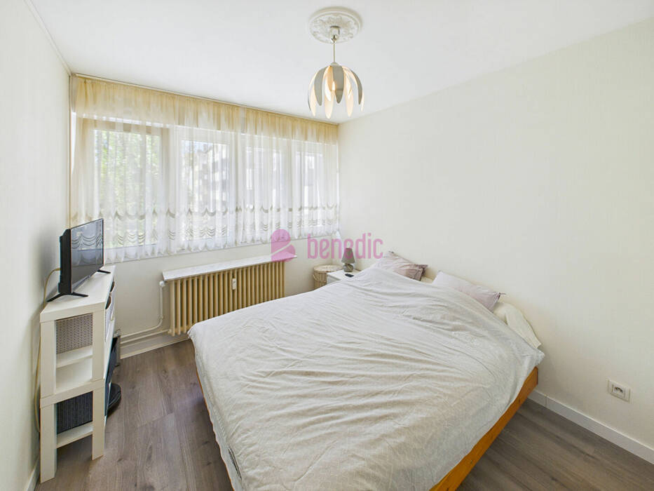 58293334h - Attribut alt par défaut.