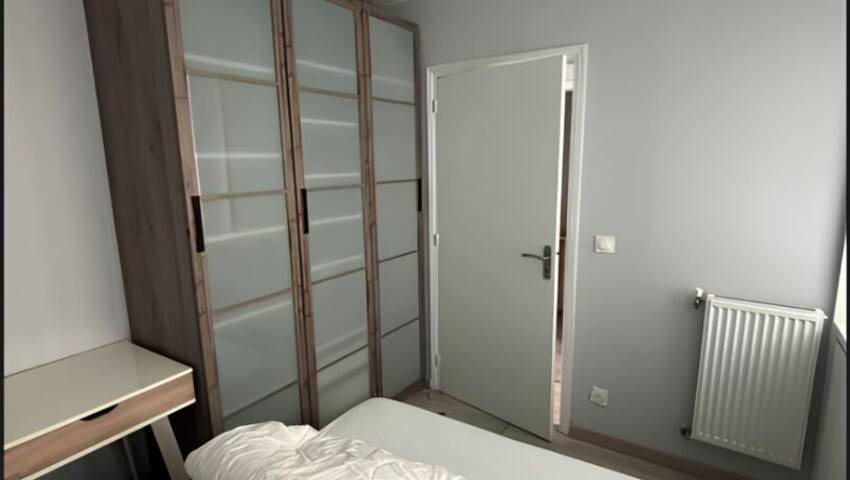 58301422b - Attribut alt par défaut.