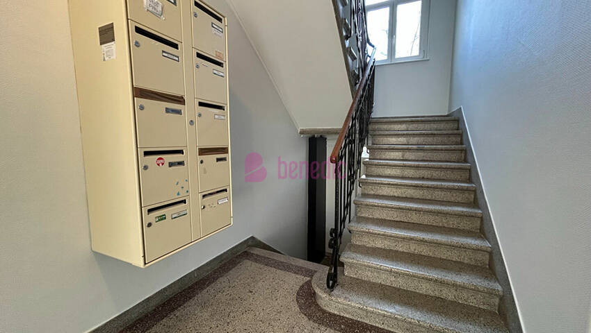 58325713c - Attribut alt par défaut.