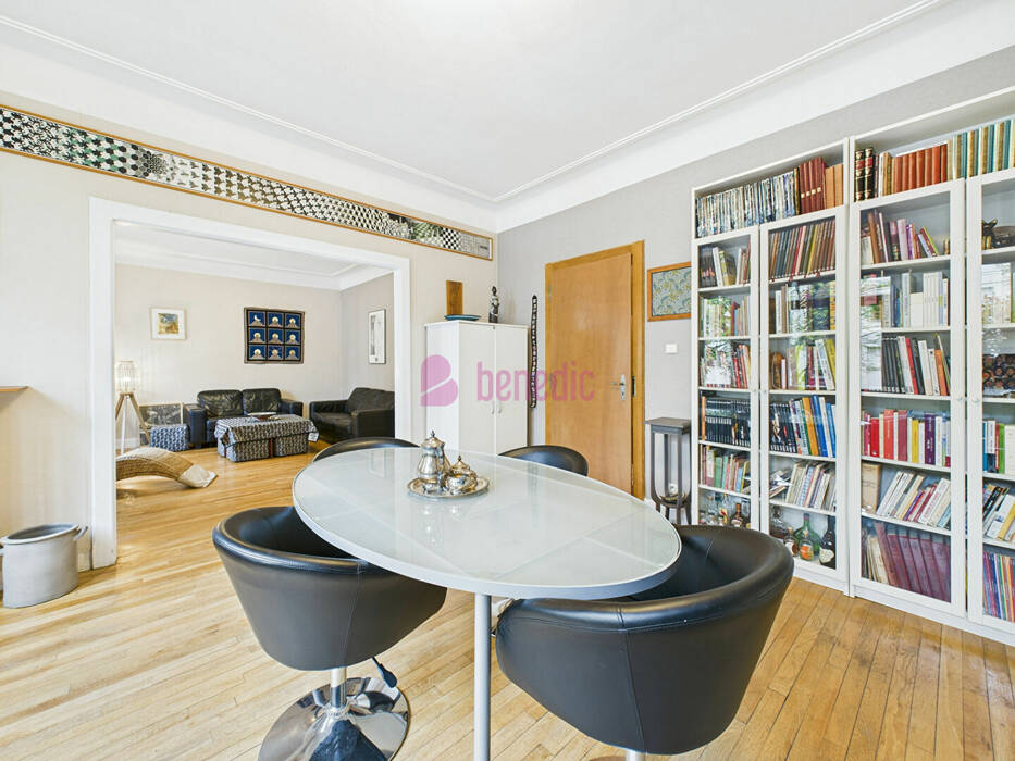 57915499e - Attribut alt par défaut.