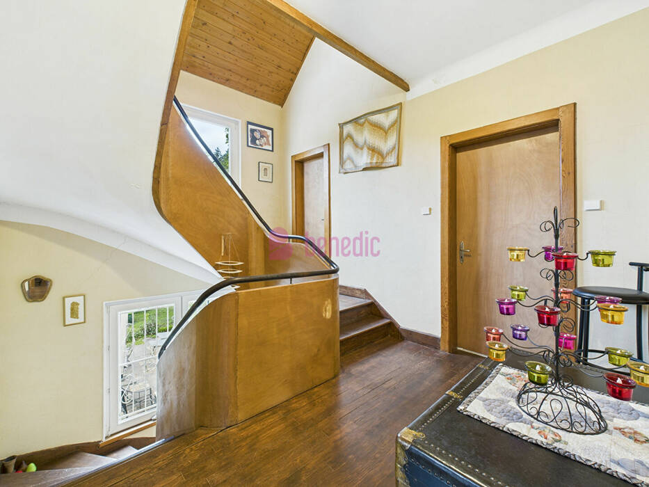 57915499l - Attribut alt par défaut.