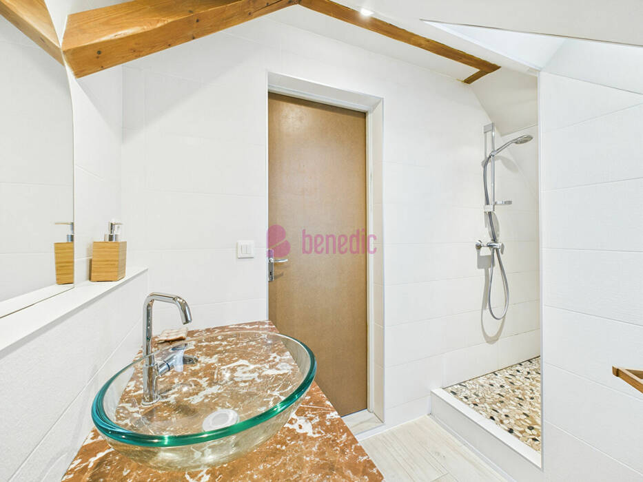 57915499q - Attribut alt par défaut.