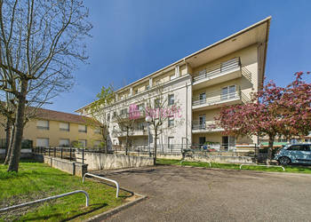 58319420a - Attribut alt par défaut.