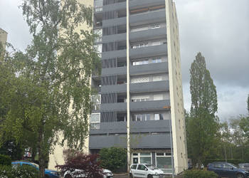 58353967c - Attribut alt par défaut.