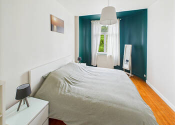 58348449b - Attribut alt par défaut.