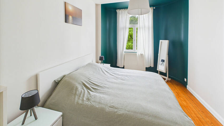 58348449b - Attribut alt par défaut.