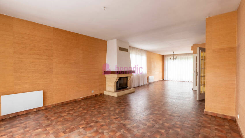 58253326g - Attribut alt par défaut.