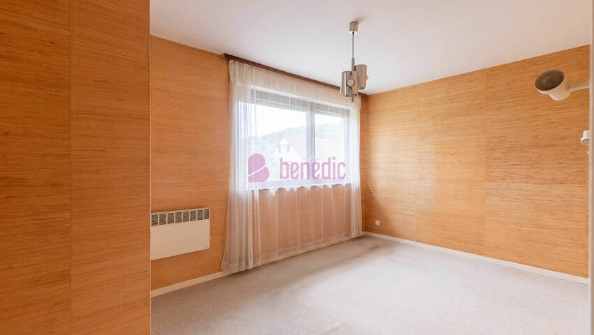 58253326l - Attribut alt par défaut.