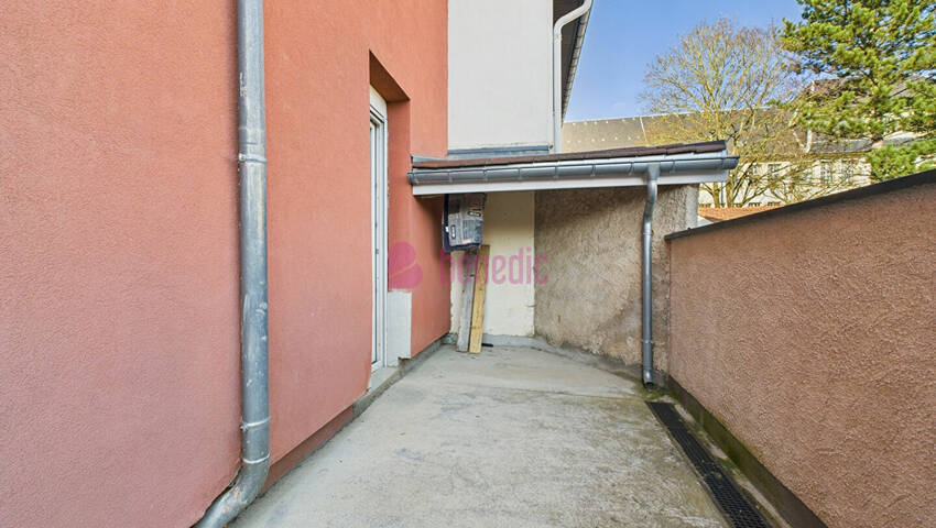 58186585n - Attribut alt par défaut.