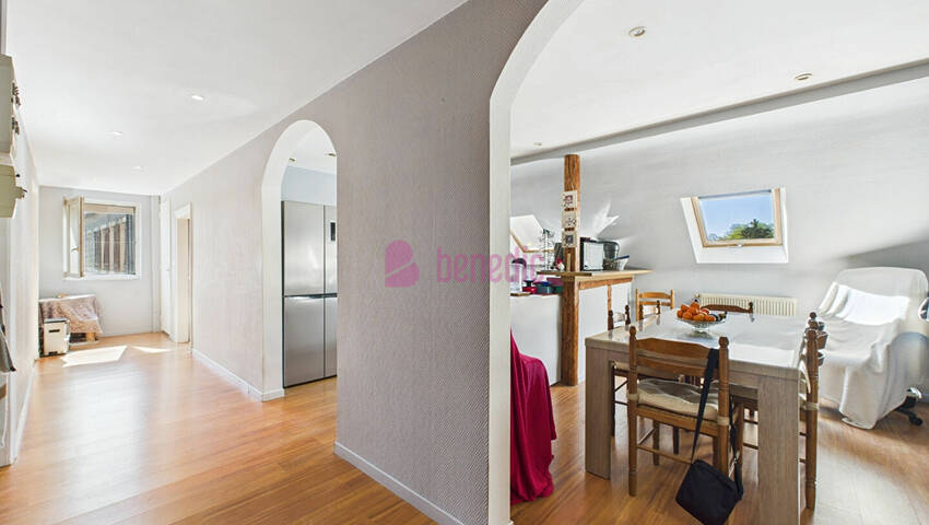 58186585p - Attribut alt par défaut.