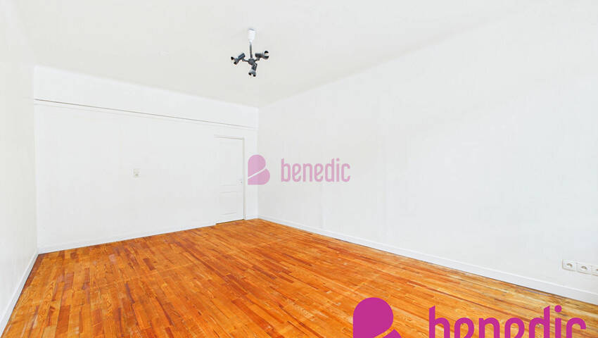 57918660h - Attribut alt par défaut.