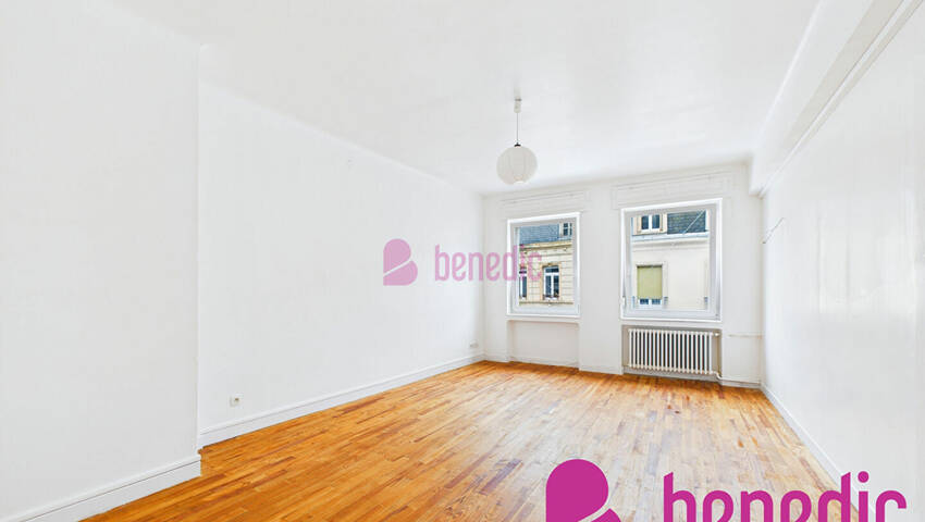 57918660l - Attribut alt par défaut.