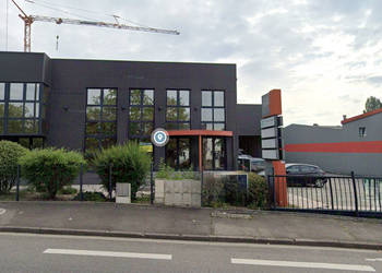 20415169b - Attribut alt par défaut.