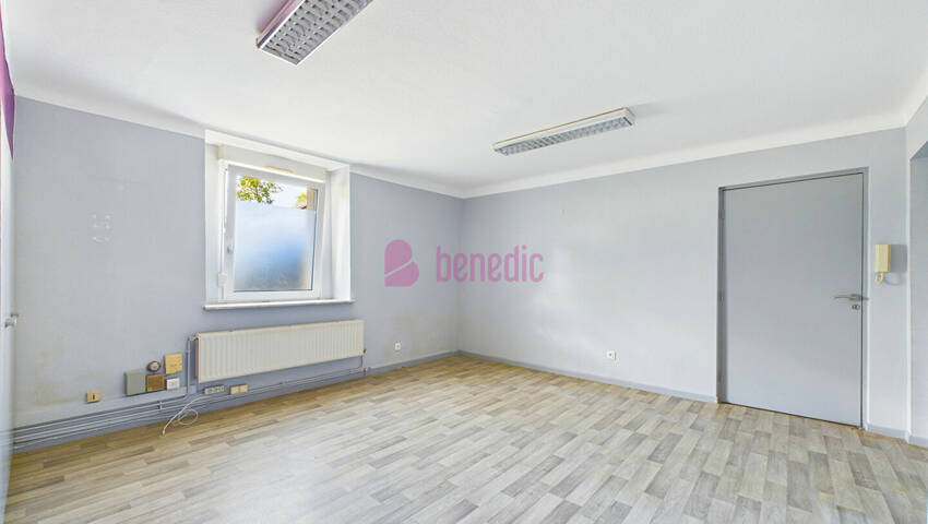 58380730f - Attribut alt par défaut.