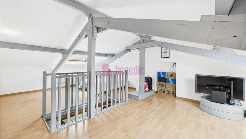 57690351e - Attribut alt par défaut.