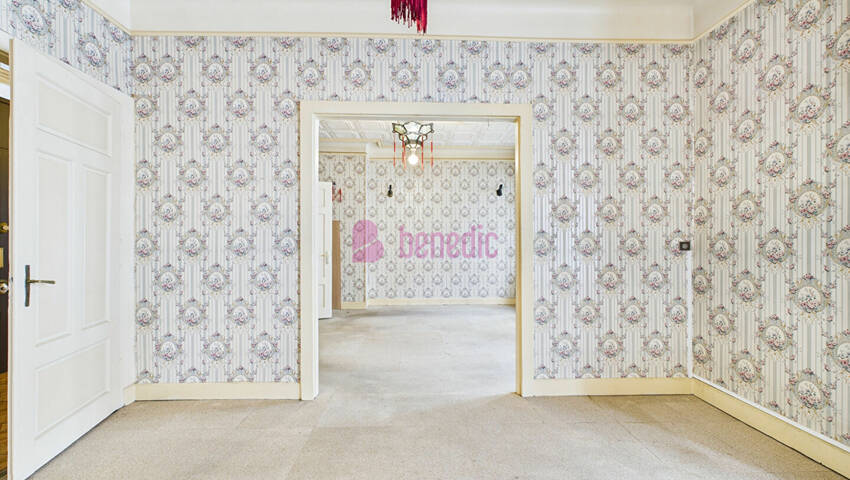 57917494c - Attribut alt par défaut.