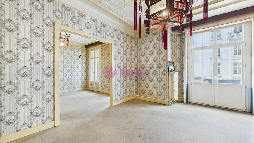 57917494d - Attribut alt par défaut.