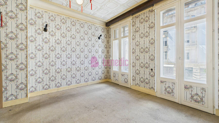 57917494e - Attribut alt par défaut.