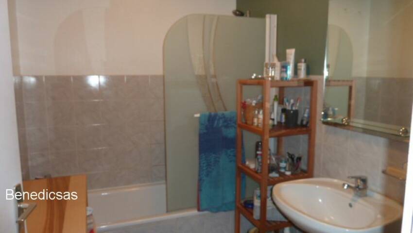 7190128e - Attribut alt par défaut.