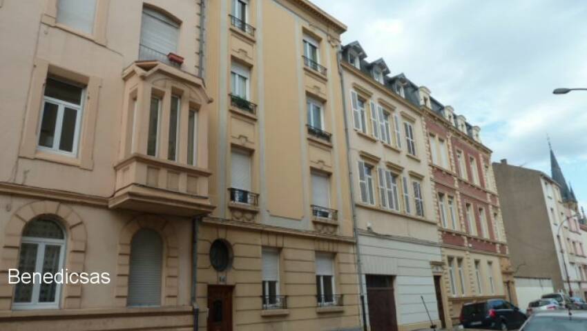 7190128g - Attribut alt par défaut.