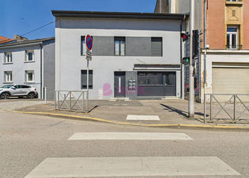 58422974a - Attribut alt par défaut.